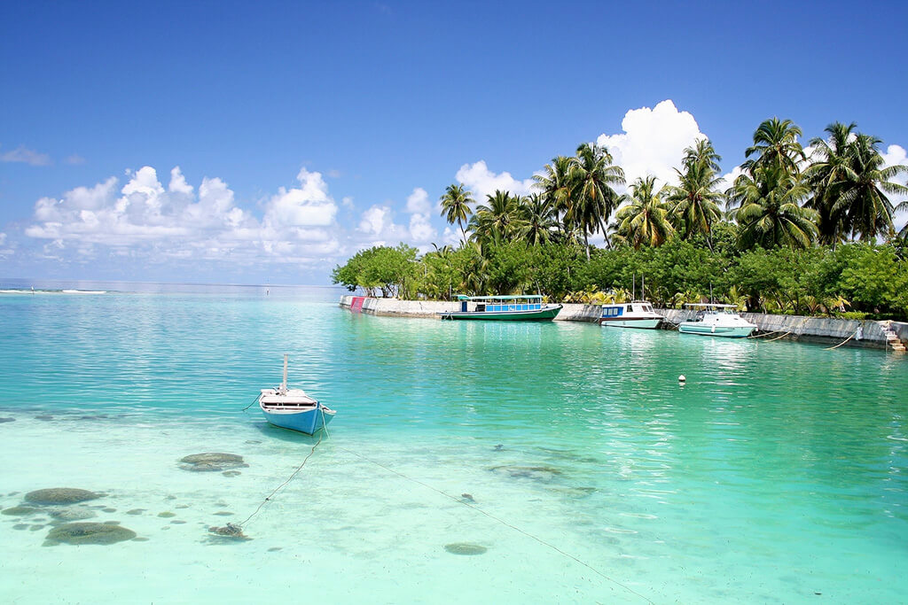 Addu Atoll :  Addu Atoll :