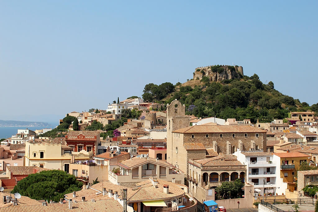 Begur :  Begur :