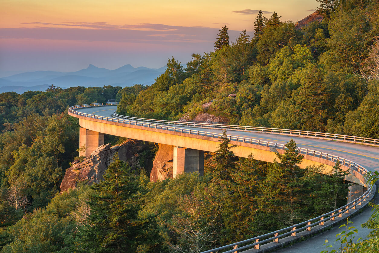 North Carolina : Blue Ridge Parkway en Caroline du Nord North Carolina : Blue Ridge Parkway en Caroline du Nord