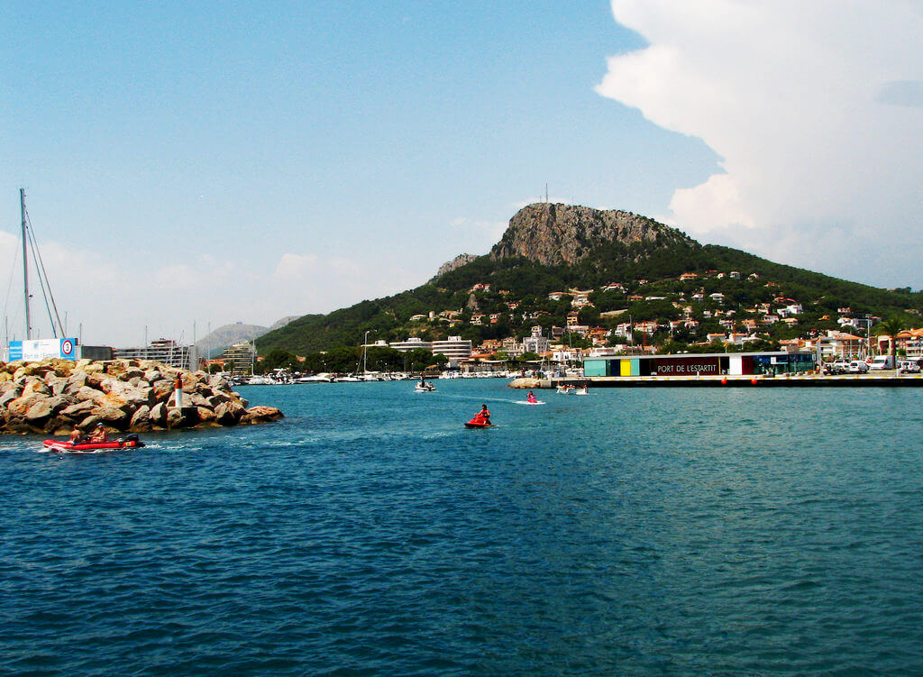 Estartit : Estartit :