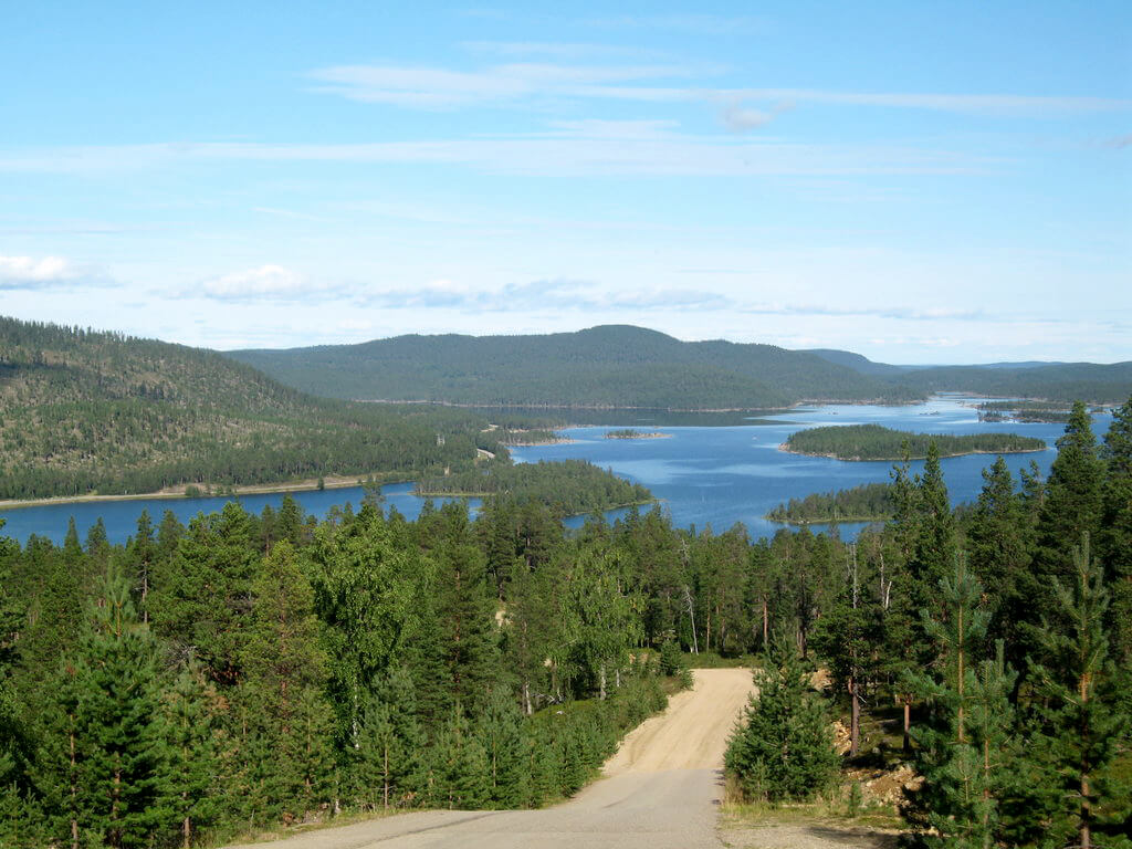 Inari (Lake Inari) : 