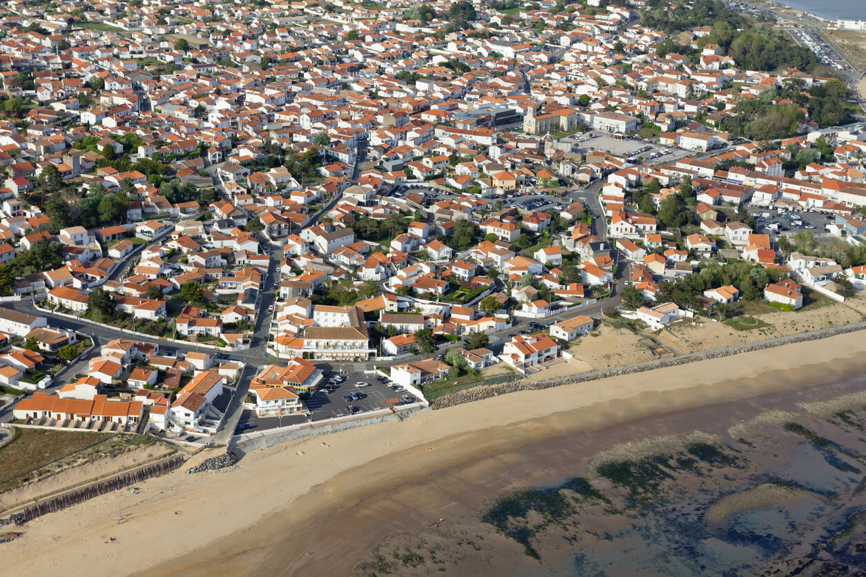 La Tranche-sur-Mer : La Tranche-sur-Mer vue du ciel La Tranche-sur-Mer : La Tranche-sur-Mer vue du ciel