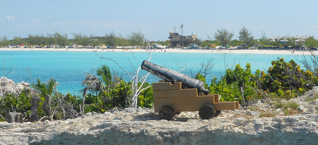 Little San Salvador : Little San Salvador :