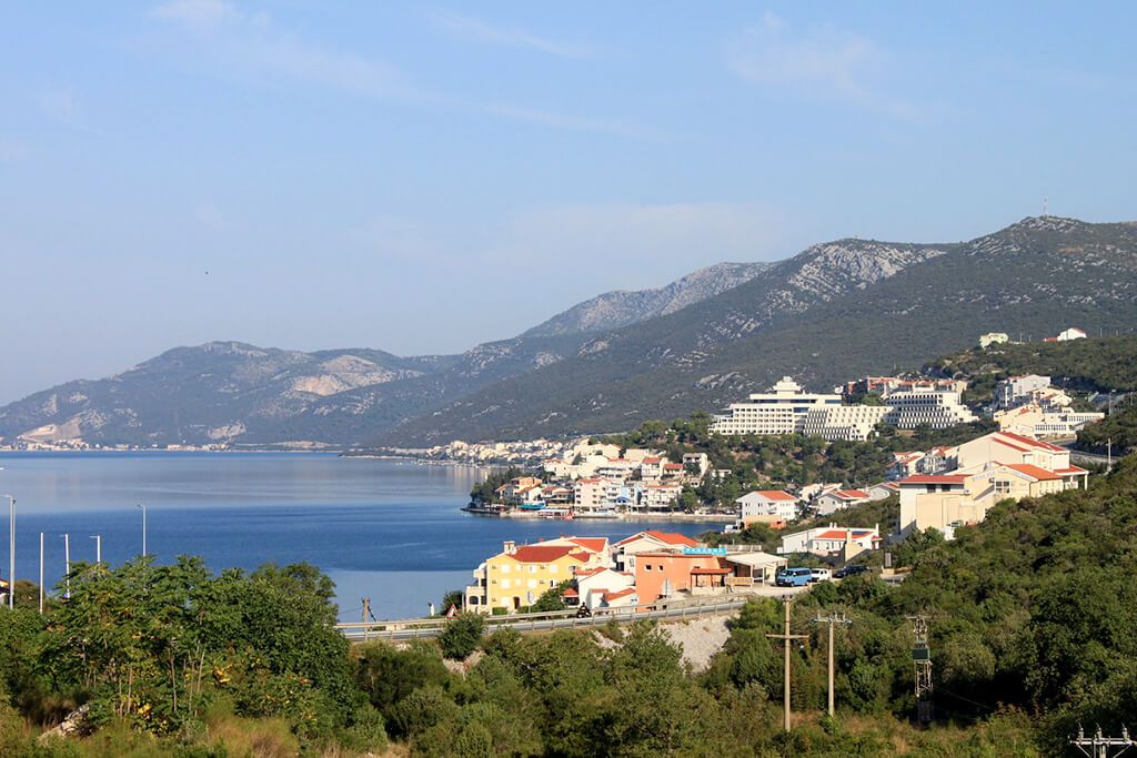 Neum : 
