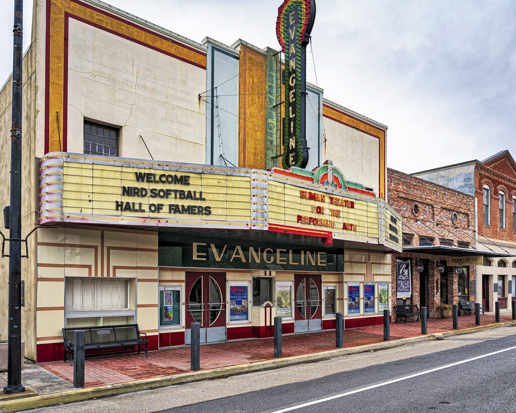 New Iberia : New Iberia :