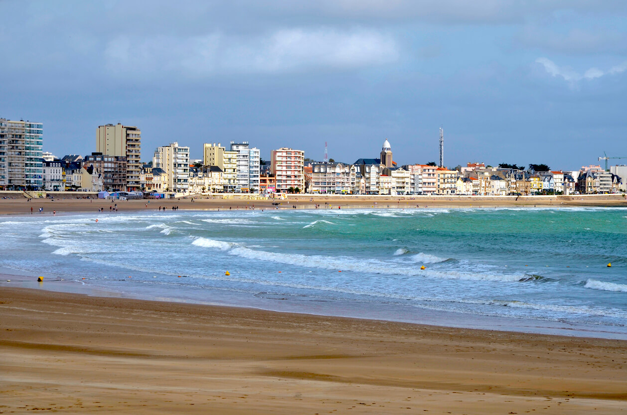 Les Sables-d ' Olonne : Plage des Sables-d'Olonne Les Sables-d ' Olonne : Plage des Sables-d'Olonne